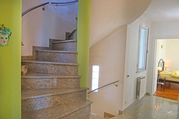Image No.54-2 Bed Property for sale
