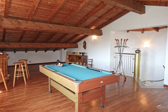 Image No.57-2 Bed Property for sale