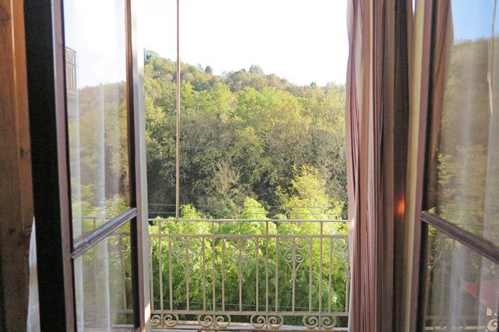 Image No.35-9 Bed Property for sale