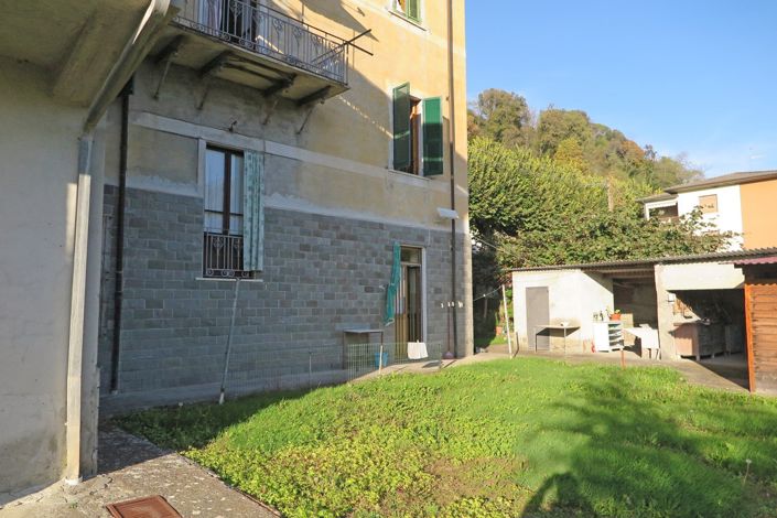 Image No.58-9 Bed Property for sale