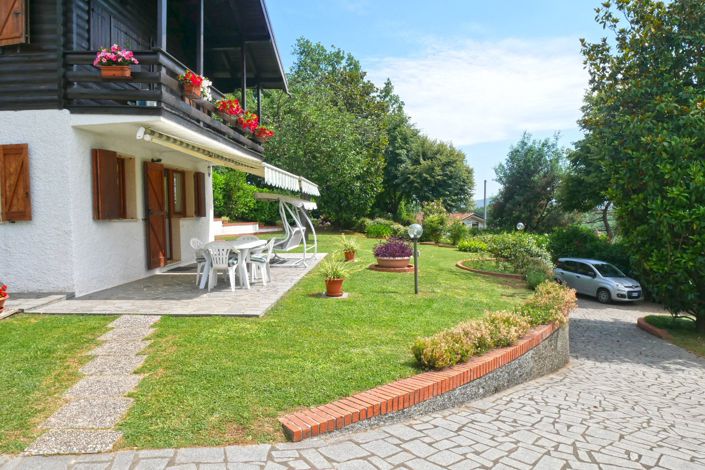 Image No.23-3 Bed Property for sale