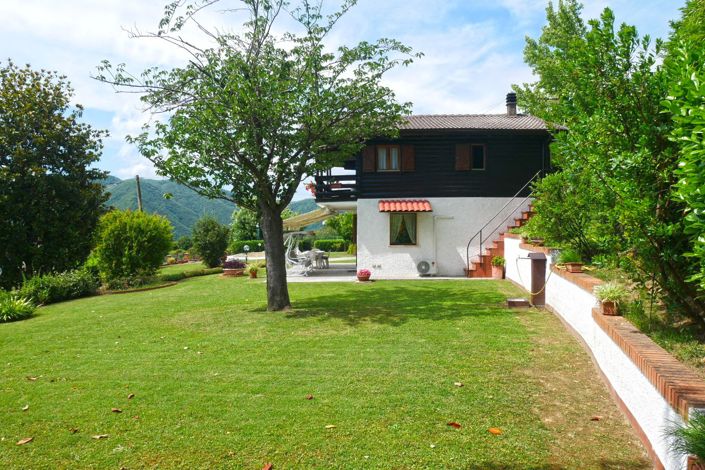 Image No.24-3 Bed Property for sale