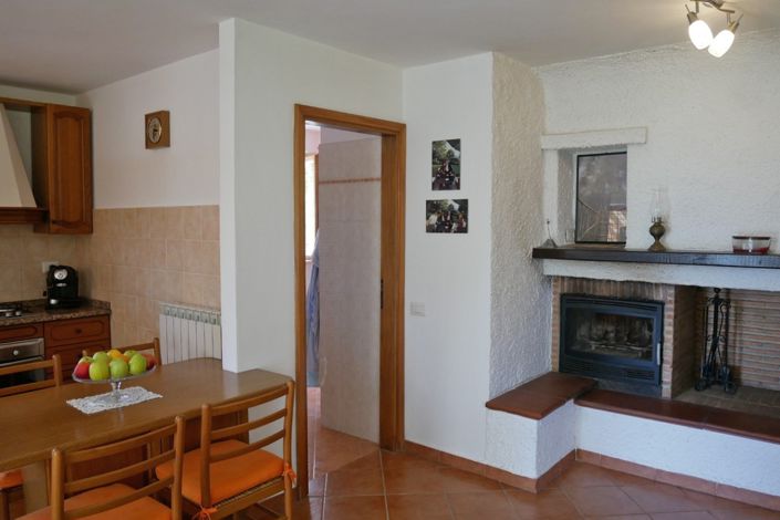 Image No.28-3 Bed Property for sale