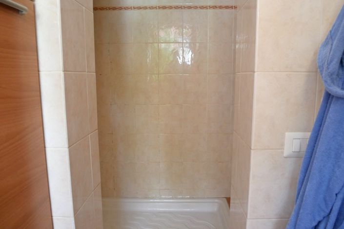 Image No.35-3 Bed Property for sale