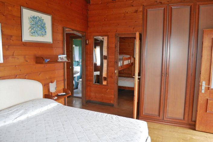 Image No.45-3 Bed Property for sale