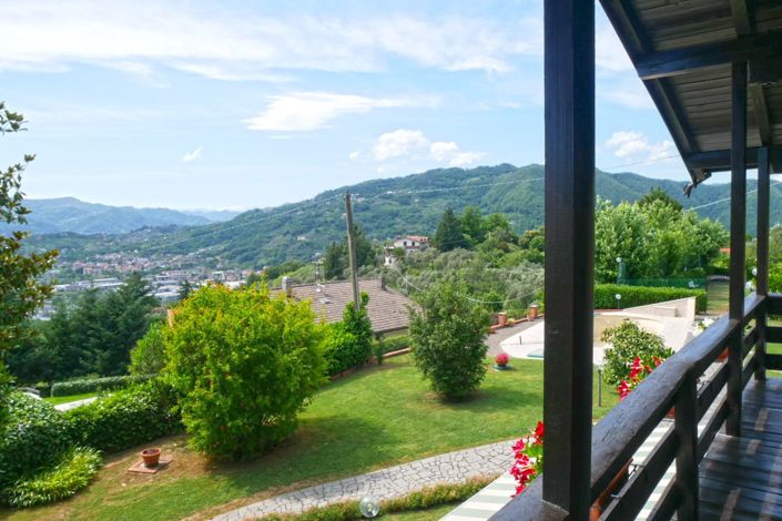 Image No.56-3 Bed Property for sale