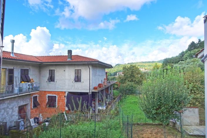 Image No.34-2 Bed Property for sale