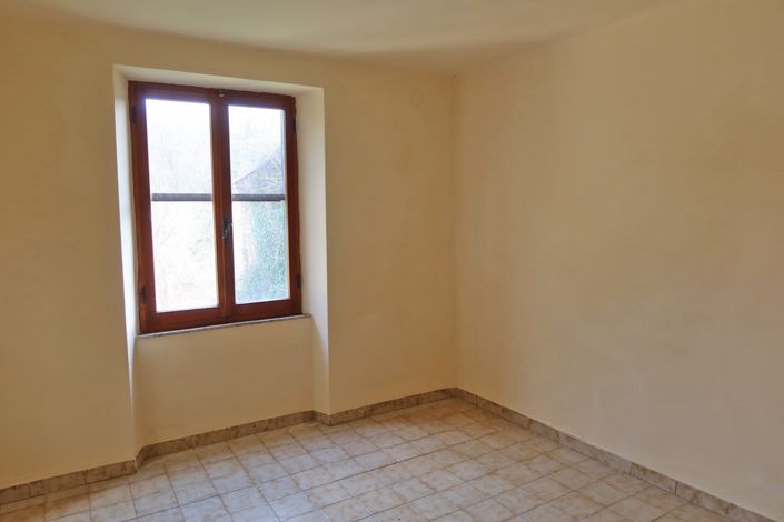 Image No.19-4 Bed Property for sale