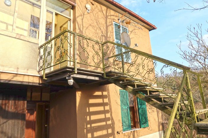 Image No.22-4 Bed Property for sale