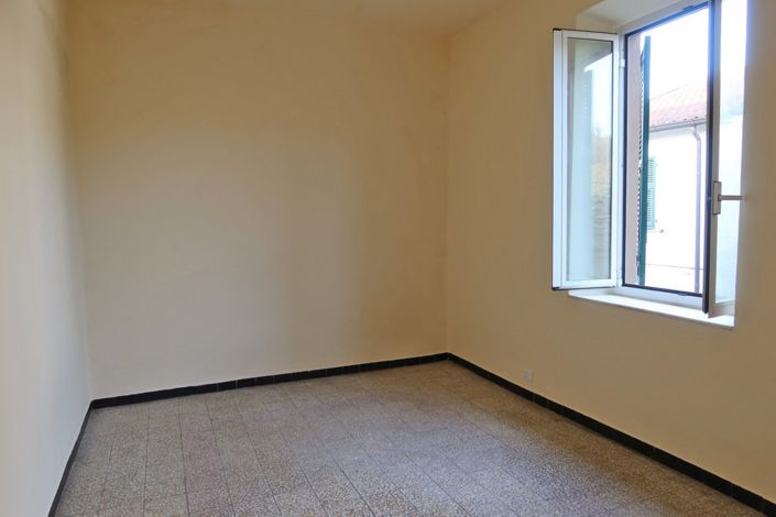 Image No.34-4 Bed Property for sale