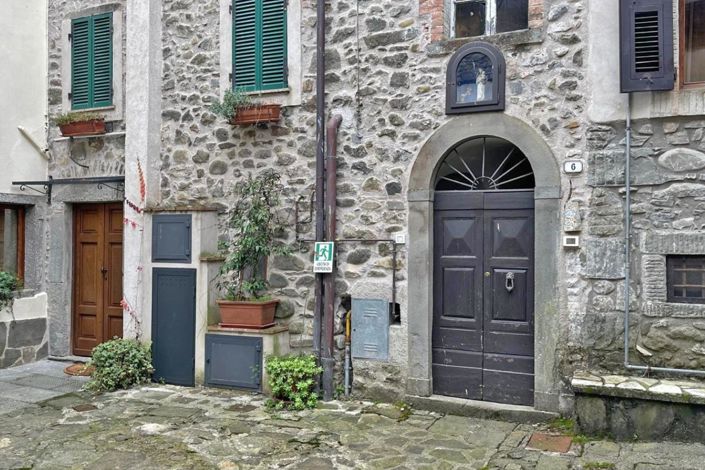 Image No.2-Maison de village de 2 chambres à vendre à Bagnone