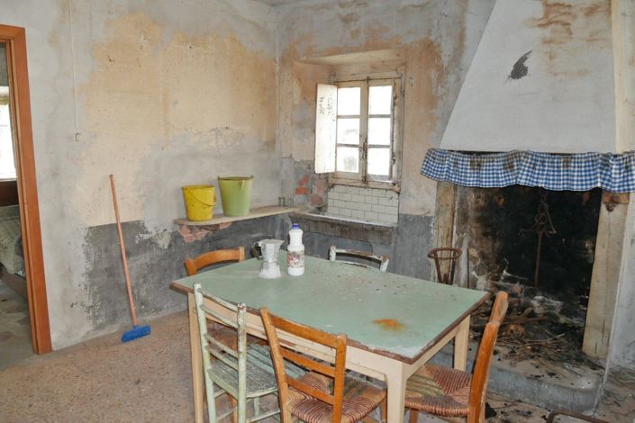 Image No.6-2 Bed Village House for sale