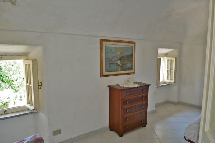 Image No.18-3 Bed Village House for sale