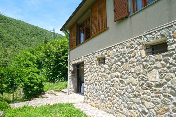 Image No.3-Propriété de 3 chambres à vendre à Fivizzano