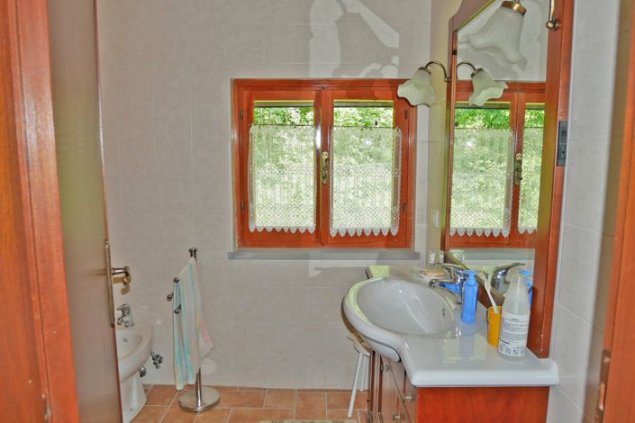 Image No.31-Propriété de 3 chambres à vendre à Fivizzano