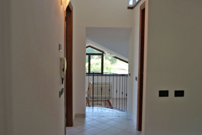 Image No.31-3 Bed Property for sale