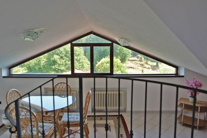 Image No.42-3 Bed Property for sale