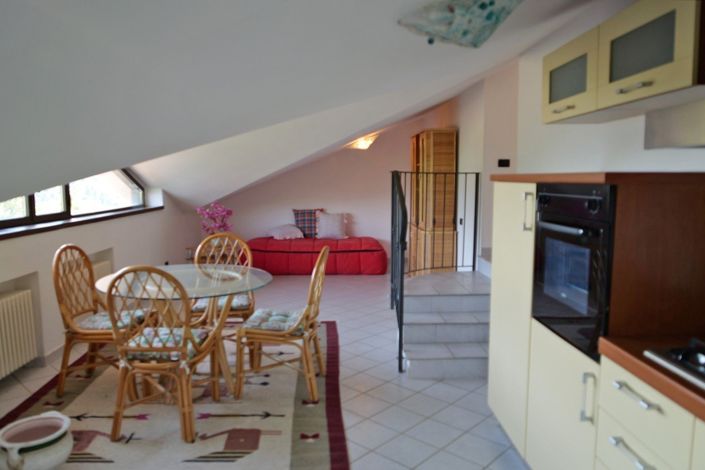 Image No.44-3 Bed Property for sale