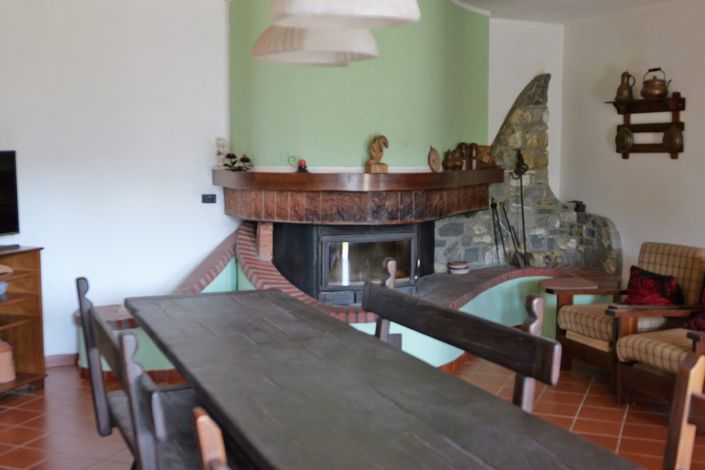 Image No.53-3 Bed Property for sale