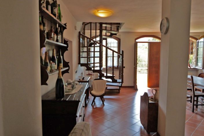 Image No.56-3 Bed Property for sale