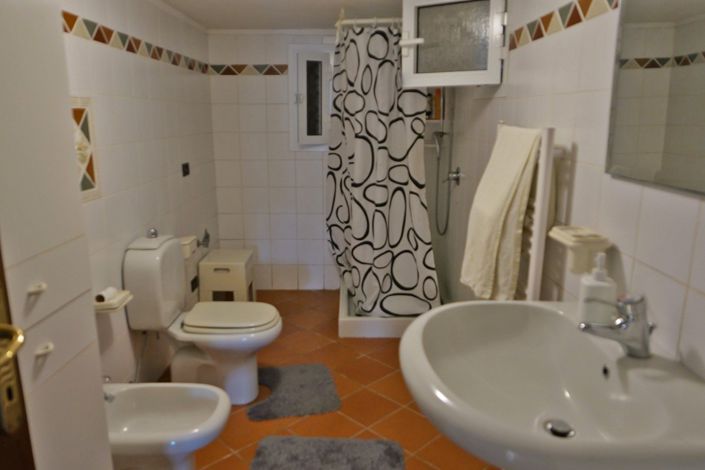 Image No.59-3 Bed Property for sale