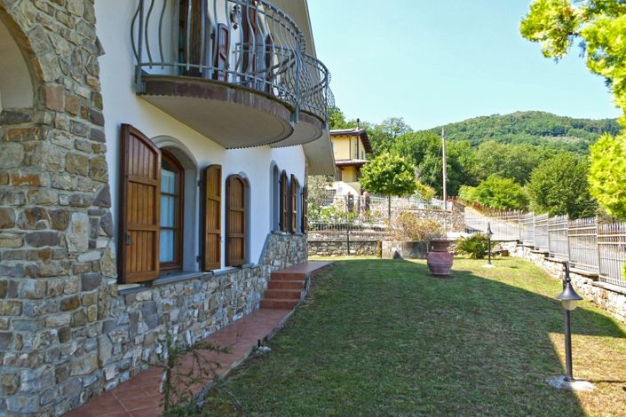 Image No.7-3 Bed Property for sale
