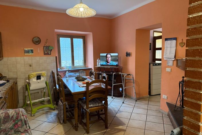 Image No.15-3 Bed Property for sale