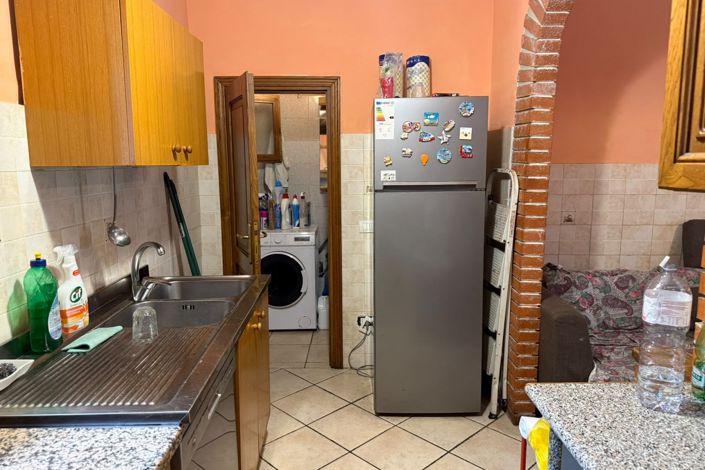 Image No.19-3 Bed Property for sale
