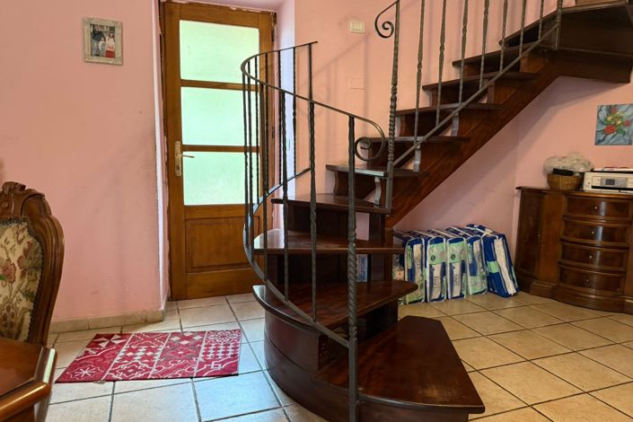 Image No.23-3 Bed Property for sale