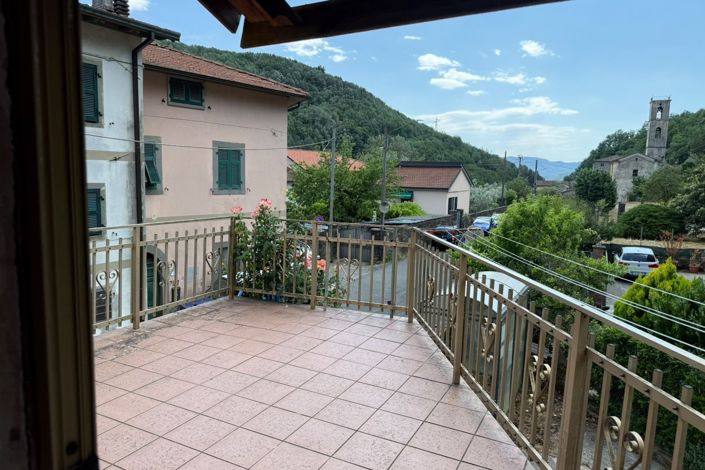 Image No.29-3 Bed Property for sale