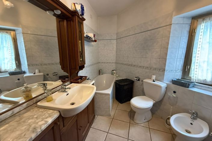 Image No.33-3 Bed Property for sale