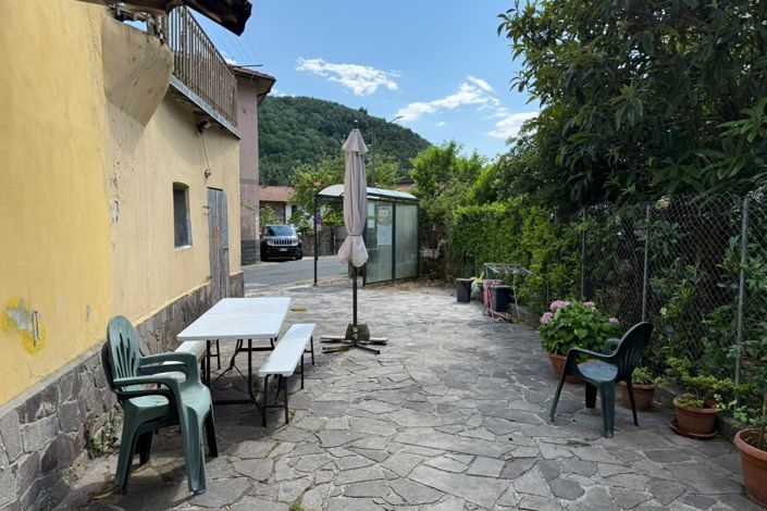 Image No.8-3 Bed Property for sale