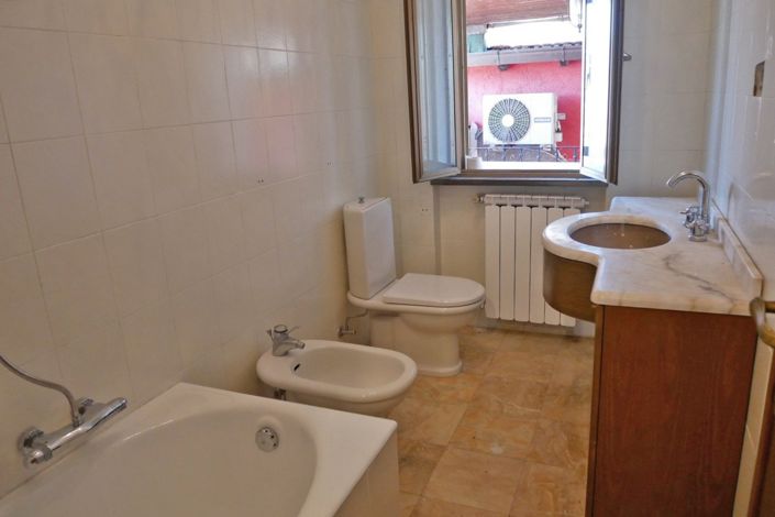 Image No.28-2 Bed Village House for sale