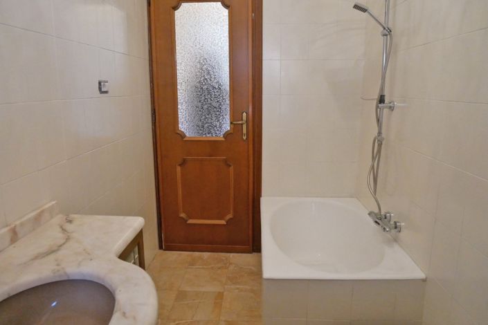 Image No.29-2 Bed Village House for sale