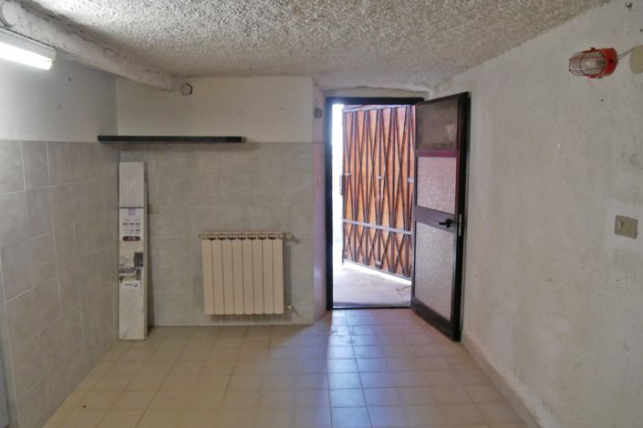 Image No.7-2 Bed Village House for sale