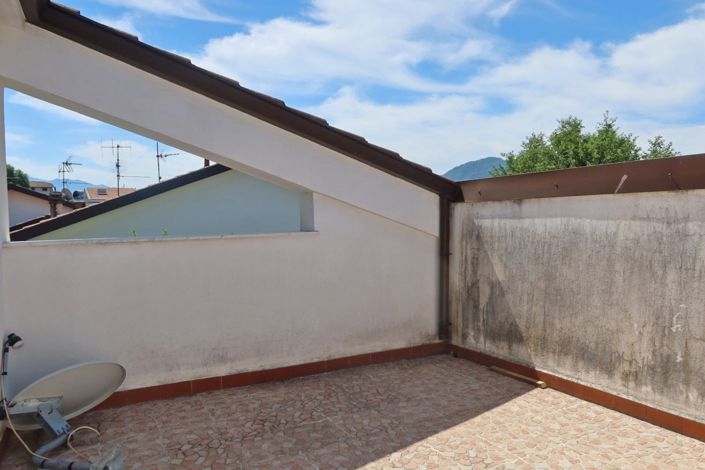 Image No.32-3 Bed Property for sale