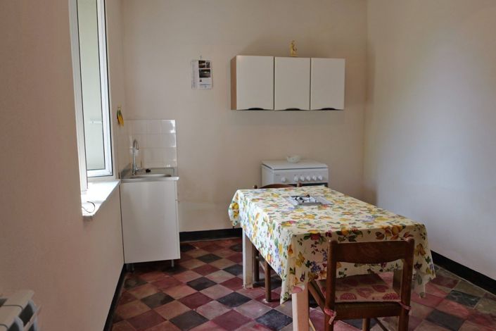 Image No.18-4 Bed Property for sale