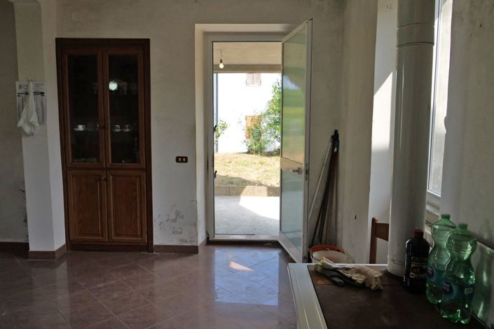 Image No.21-4 Bed Property for sale