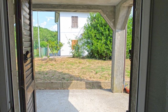 Image No.28-4 Bed Property for sale