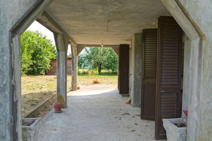 Image No.3-4 Bed Property for sale