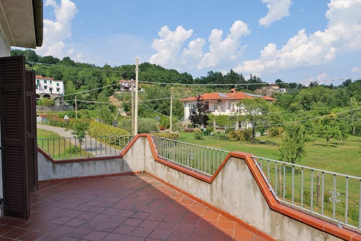 Image No.35-4 Bed Property for sale