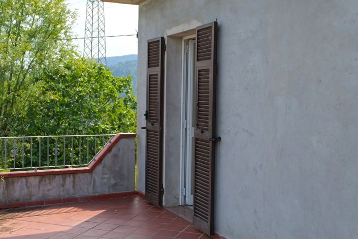 Image No.37-4 Bed Property for sale