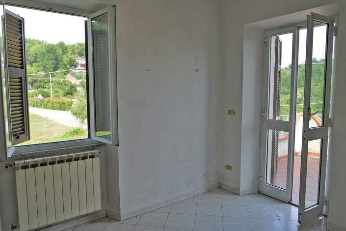 Image No.46-4 Bed Property for sale