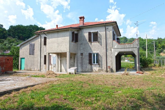 Image No.6-4 Bed Property for sale