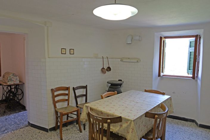 Image No.10-2 Bed Village House for sale