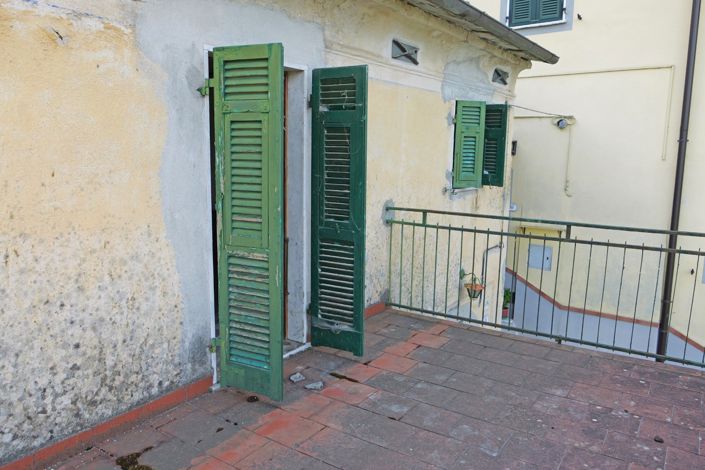 Image No.32-2 Bed Village House for sale