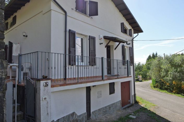 Image No.5-Propriété de 2 chambres à vendre à Bagnone