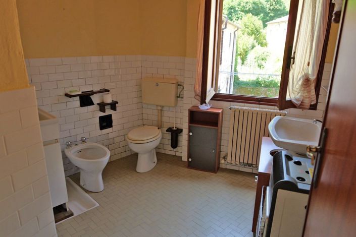 Image No.25-Appartement de 3 chambres à vendre à Bagnone