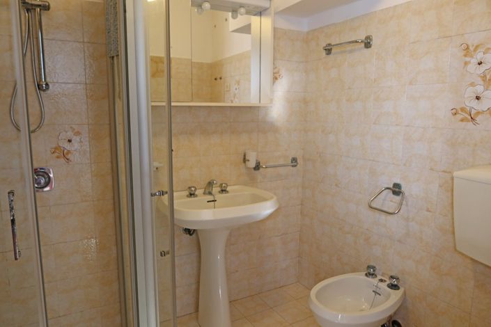 Image No.10-3 Bed Village House for sale