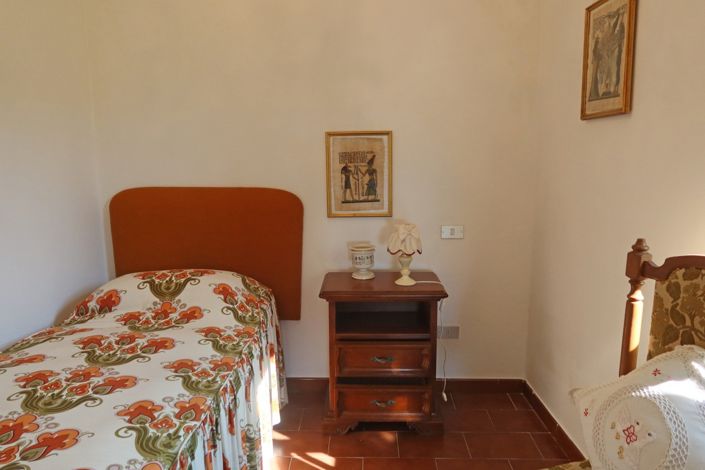 Image No.18-3 Bed Village House for sale